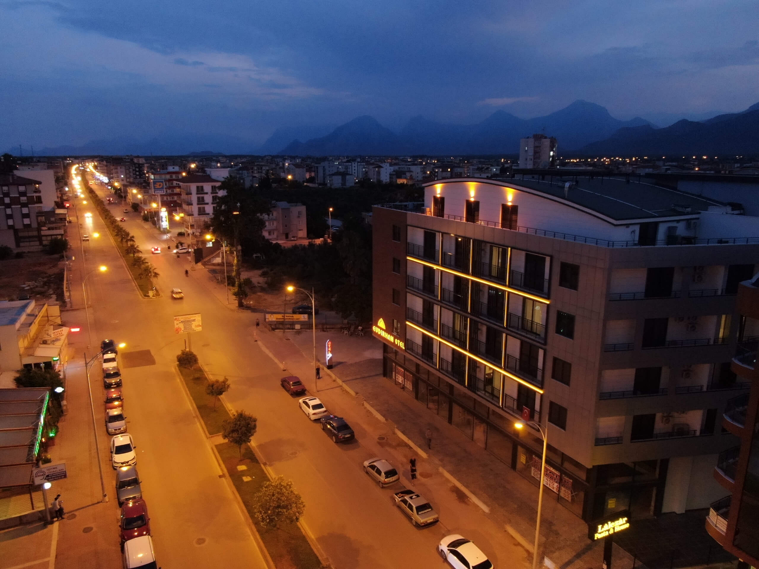 Döşemealtı Evdirhan Otel